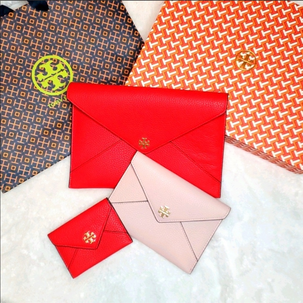 Tory Burch Carter Envelope